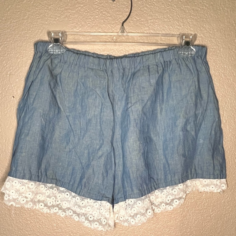 Lace trimmed shorts